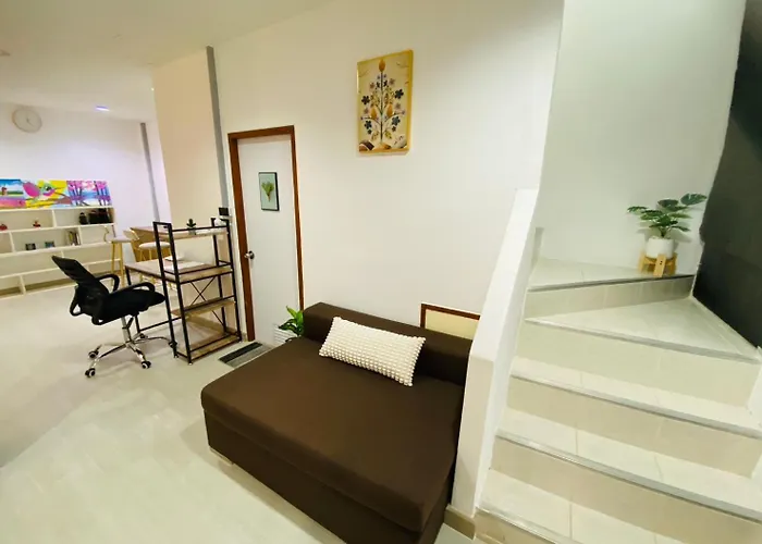 Villa Cozy Nest Near Downtown *