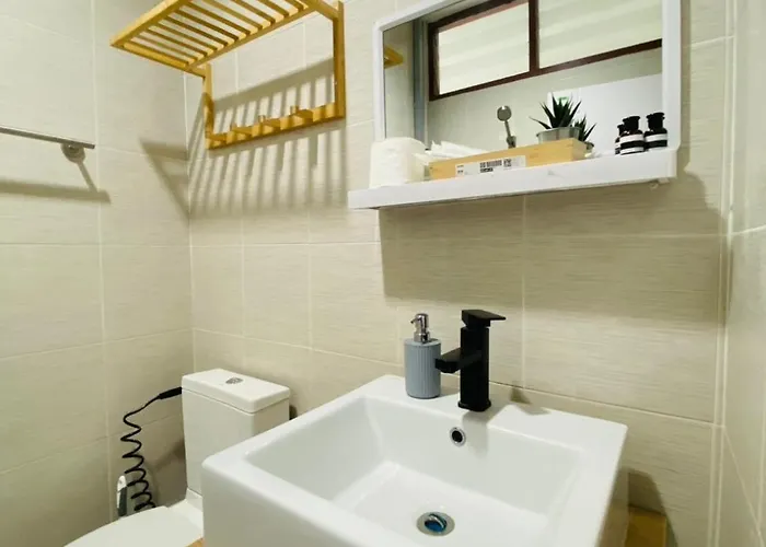 Villa Cozy Nest Near Downtown *