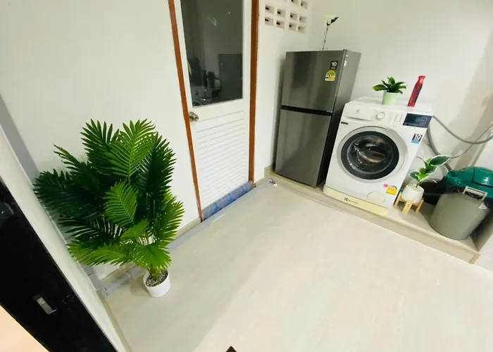 Cozy Nest Near Downtown Villa *